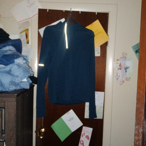 LULULEMON ATHLETICA Surge Knight Half Zip - Picture 7 of 14